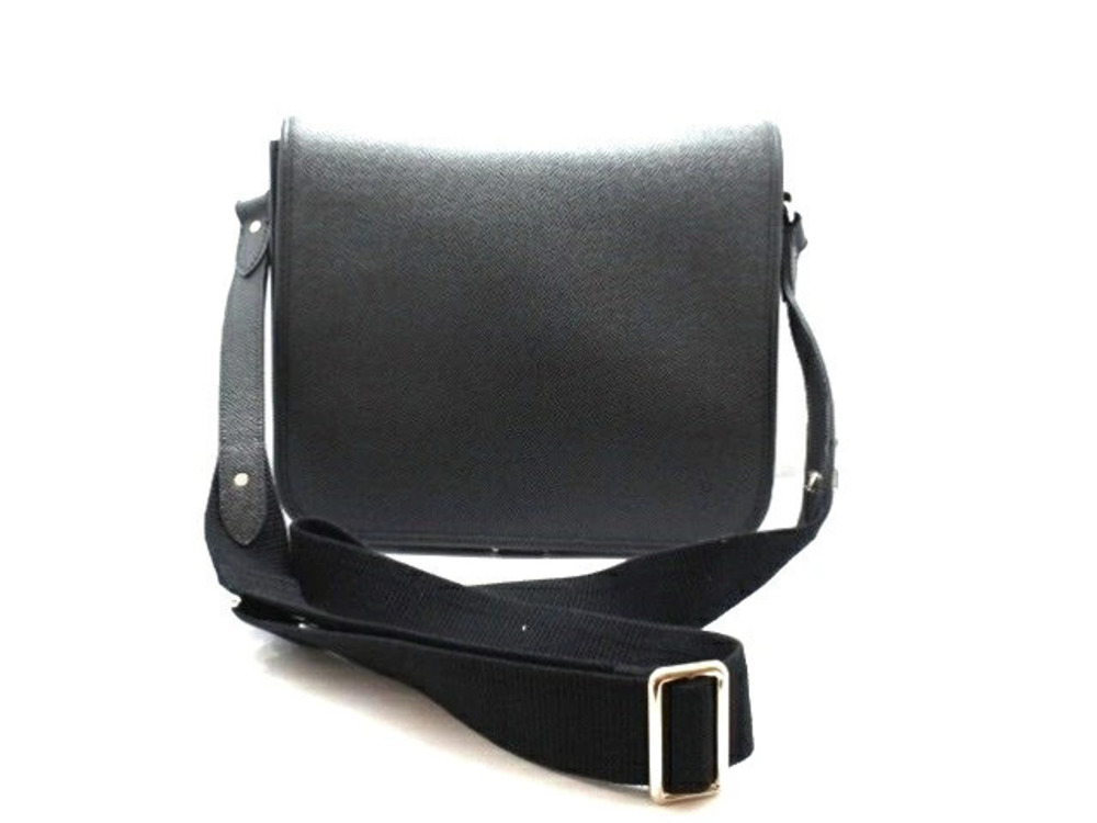 LOUIS VUITTON Andrey Shoulder Bag Taiga Leather Ardoise
